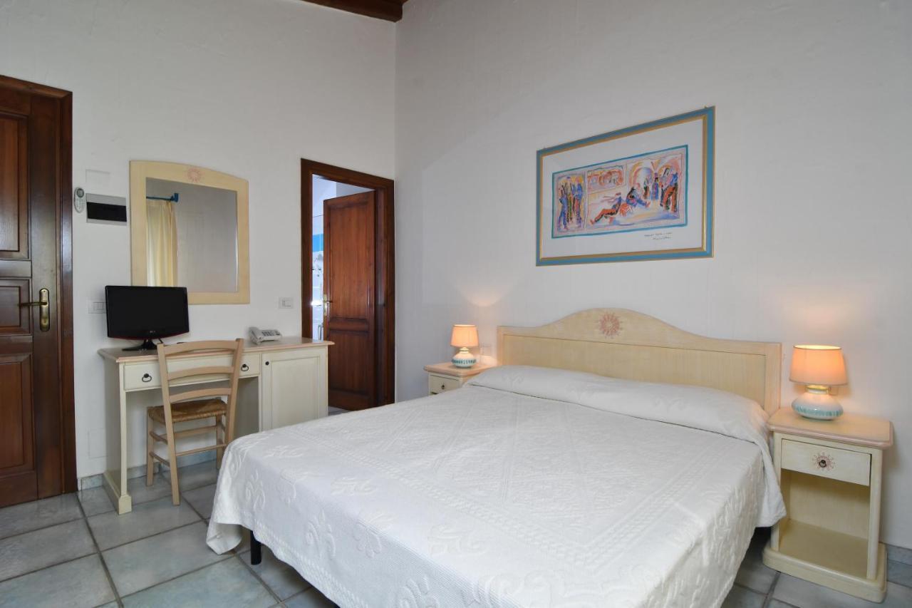 Li Suari Club Village San Teodoro  Exteriér fotografie
